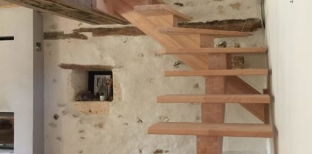 Escalier à limon en lamellé collé